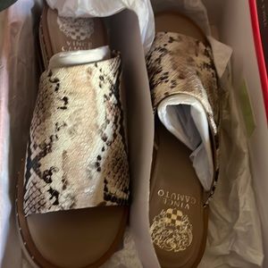 New in box sandals​​